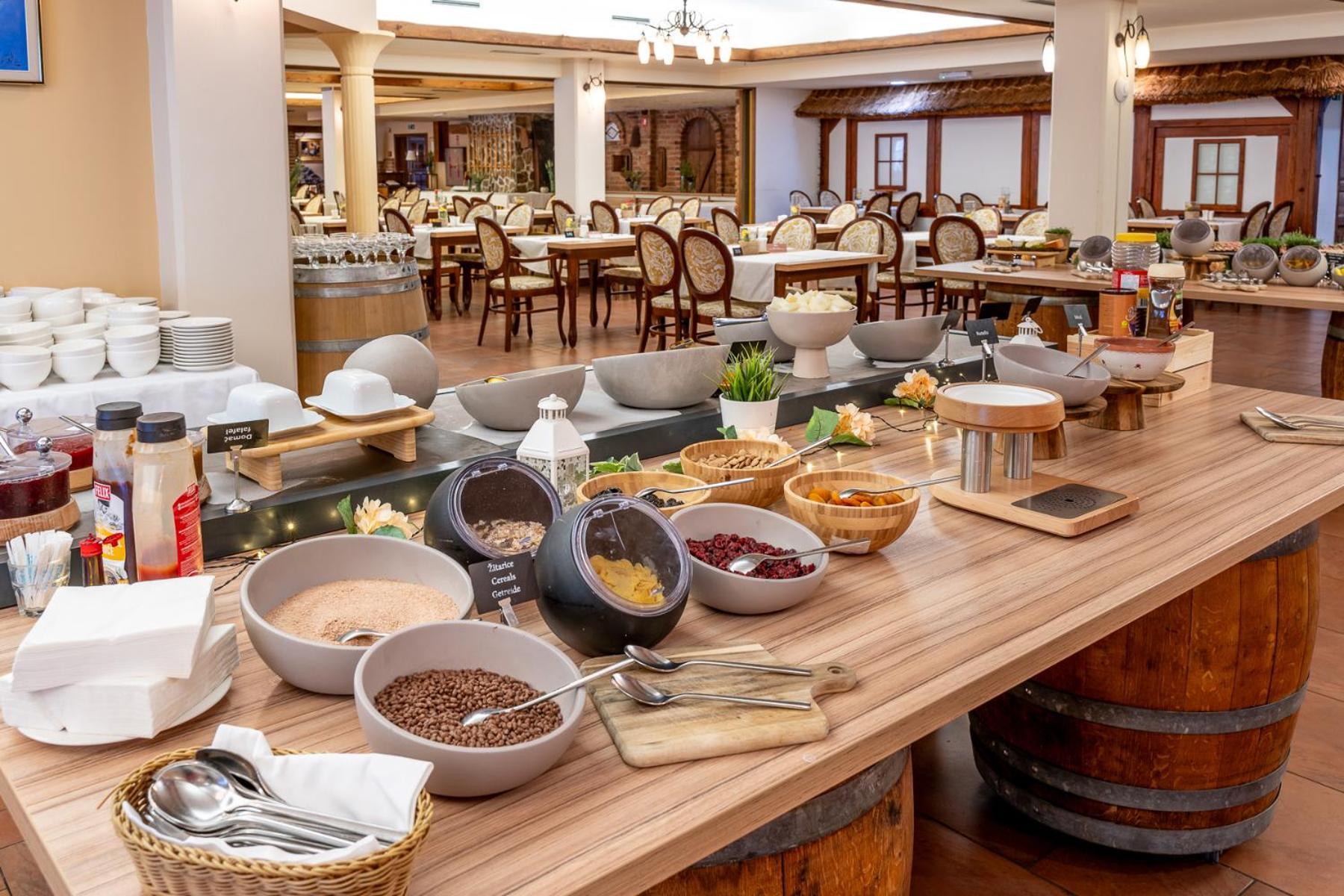Terme Banovci - Hotel Zeleni Gaj Veržej Extérieur photo