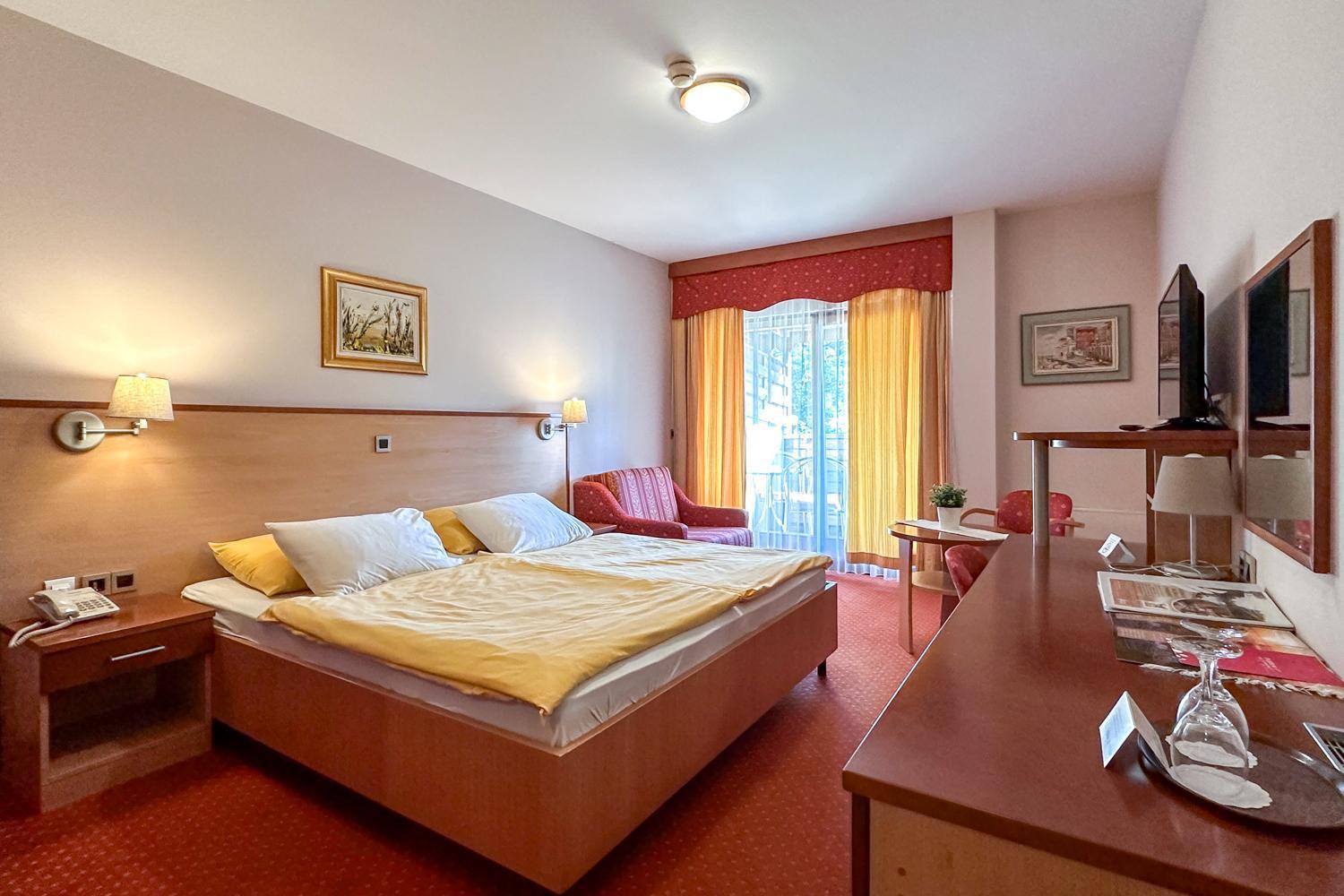 Terme Banovci - Hotel Zeleni Gaj Veržej Extérieur photo